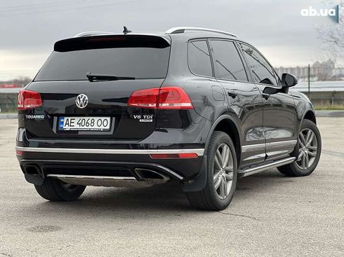 Volkswagen Touareg 2016 - фото 11