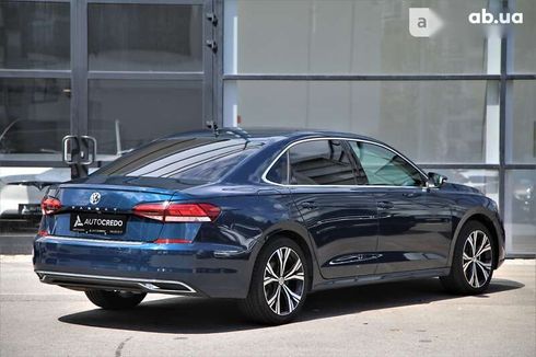 Volkswagen Passat 2021 - фото 2