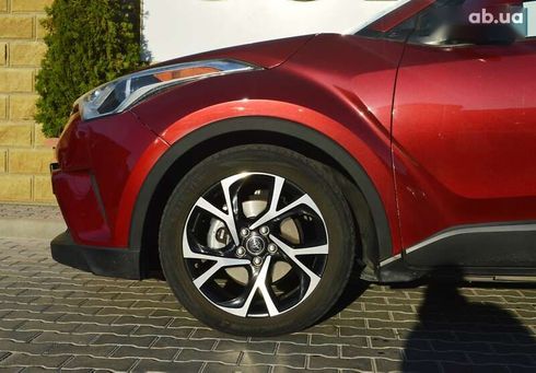 Toyota C-HR 2017 - фото 8
