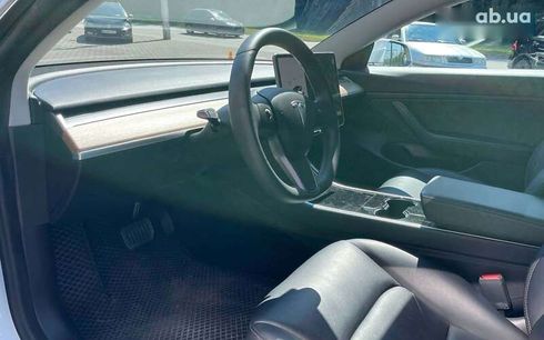 Tesla Model 3 2020 - фото 8