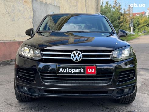 Volkswagen Touareg 2014 черный - фото 2