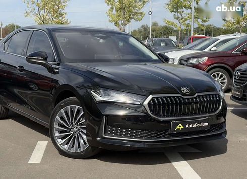 Skoda Superb 2025 - фото 3