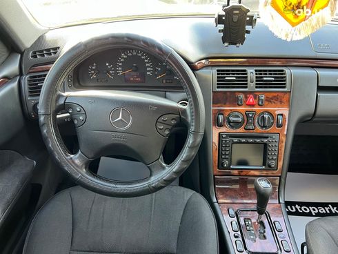 Mercedes-Benz E-Класс 2000 черный - фото 16