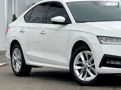 Skoda Octavia 2020 - фото 9