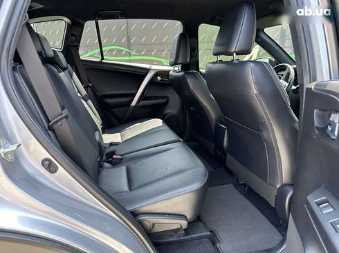 Toyota RAV4 2017 - фото 24