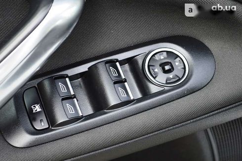 Ford Mondeo 2011 - фото 17