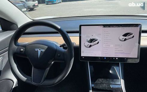 Tesla Model 3 2020 - фото 10