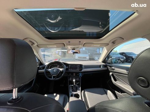 Volkswagen Jetta 2018 серый - фото 27