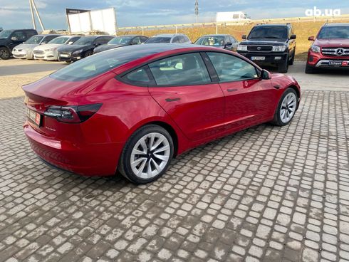 Tesla Model 3 2021 красный - фото 8