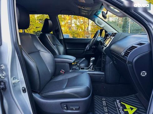 Toyota Land Cruiser Prado 2020 - фото 25