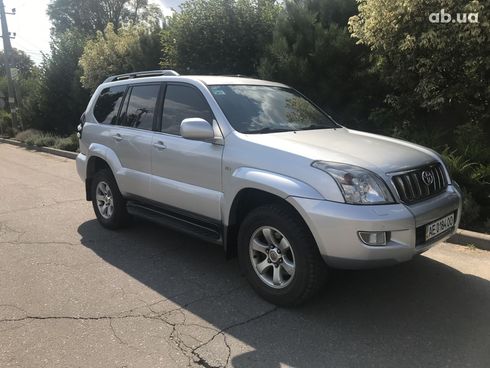 Toyota Land Cruiser Prado 2008 серебристый - фото 3