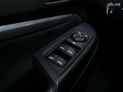 Chevrolet Bolt 2021 - фото 28