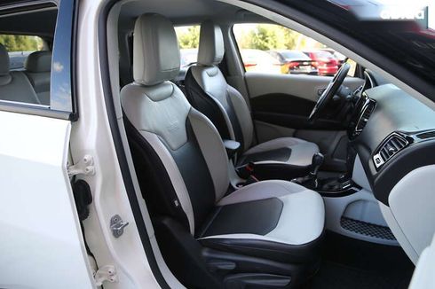 Jeep Compass 2019 - фото 11