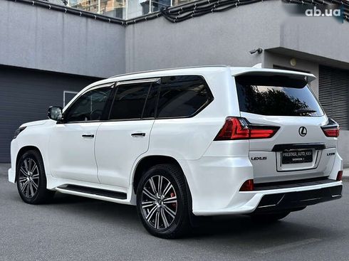 Lexus LX 2019 - фото 22