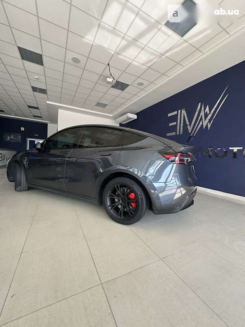 Tesla Model Y 2020 - фото 15