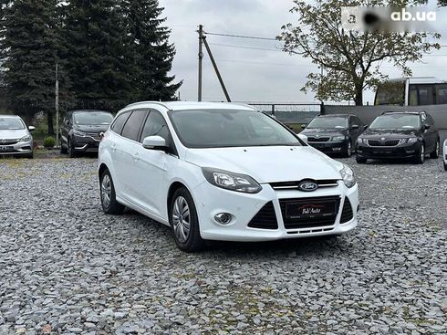 Ford Focus 2011 - фото 14