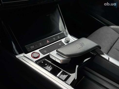 Audi e-tron S 2022 - фото 30