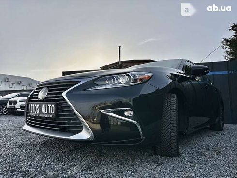 Lexus ES 2018 - фото 15