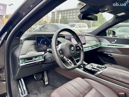 BMW 7 серия 2023 - фото 16