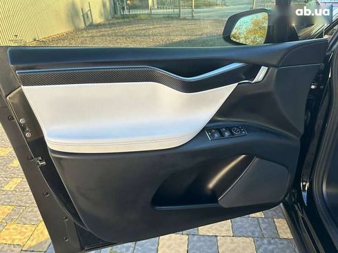 Tesla Model X 2017 - фото 16