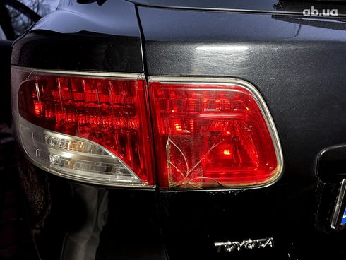 Toyota Avensis 2010 черный - фото 17