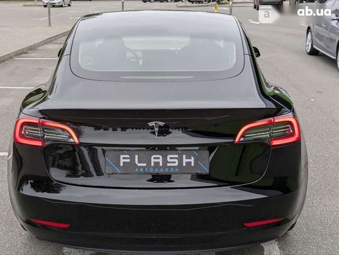 Tesla Model 3 2023 - фото 15