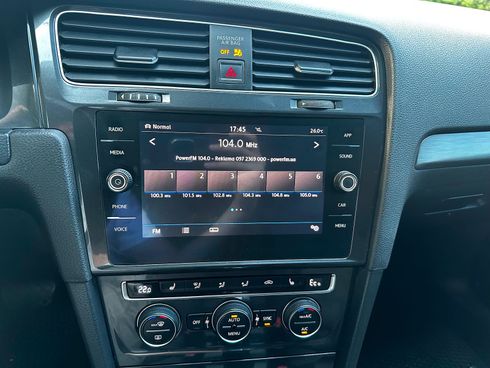 Volkswagen e-Golf 2017 черный - фото 40