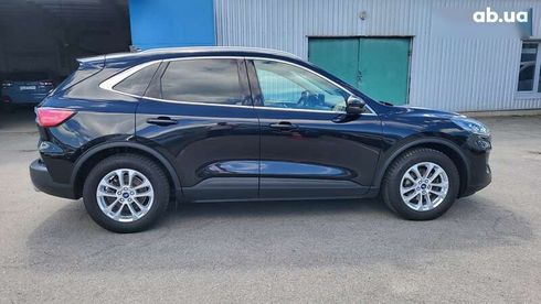 Ford Kuga 2020 - фото 16