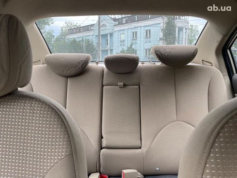 Hyundai Accent 2007 бежевый - фото 21