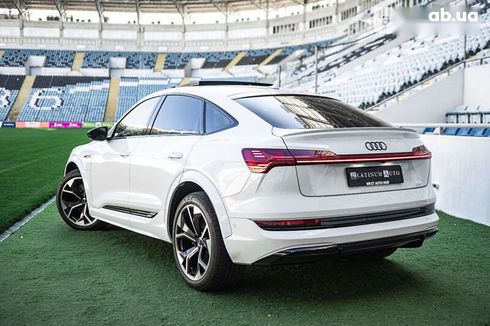 Audi Q4 Sportback e-tron 2021 - фото 8