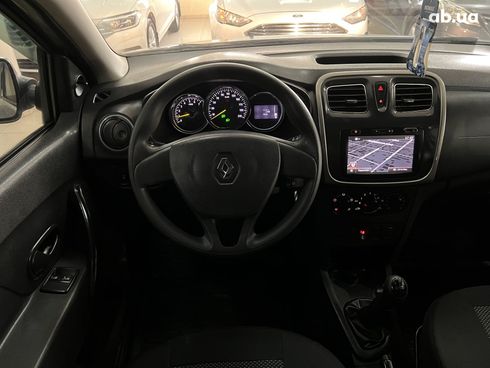 Renault Sandero Stepway 2015 серебристый - фото 8