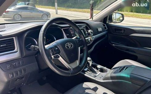 Toyota Highlander 2015 - фото 8