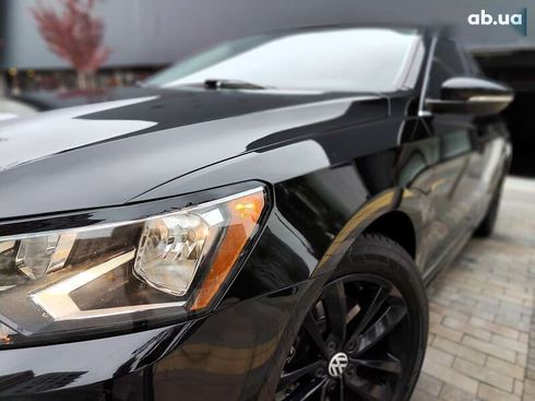 Volkswagen Passat 2015 - фото 2