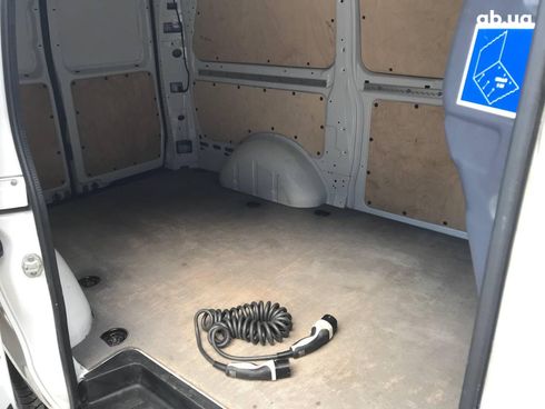 Mercedes-Benz eVito 2019 белый - фото 20