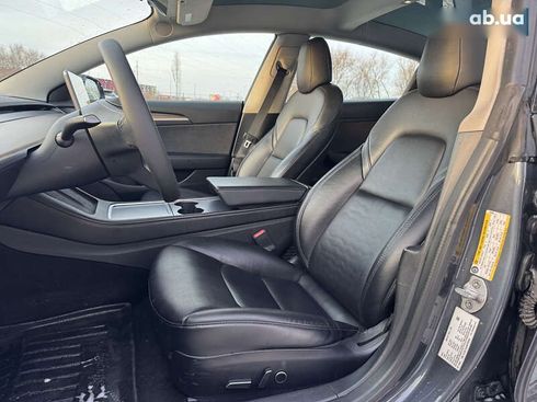 Tesla Model 3 2022 - фото 14