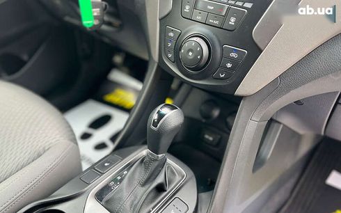 Hyundai Santa Fe 2014 - фото 14