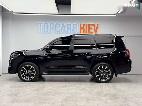 Toyota Land Cruiser 2018 - фото 18