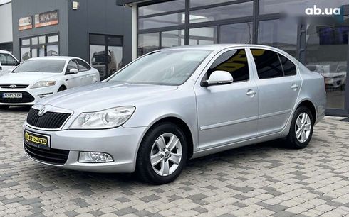 Skoda Octavia 2010 - фото 3