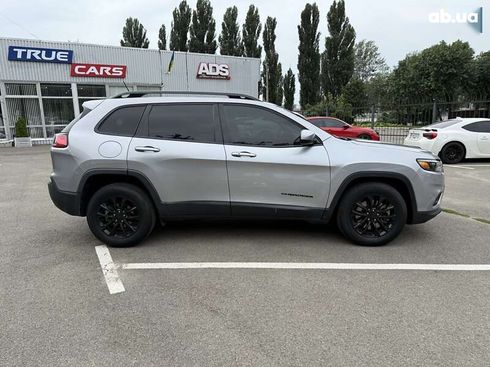 Jeep Cherokee 2018 - фото 2