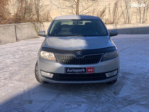 Skoda Rapid 2014 серый - фото 2