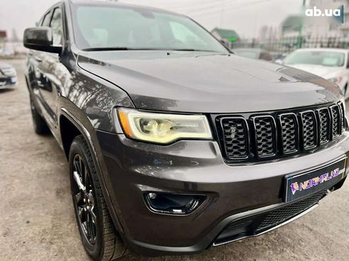 Jeep Grand Cherokee 2019 - фото 30