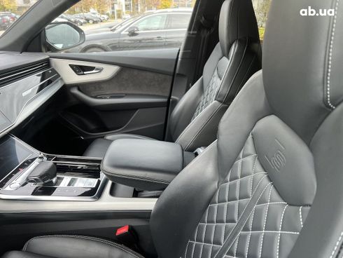Audi Q8 2021 - фото 10