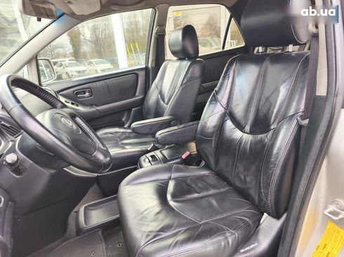 Lexus RX 2002 - фото 17
