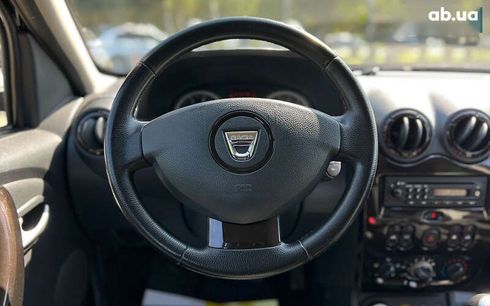 Dacia Duster 2011 - фото 13