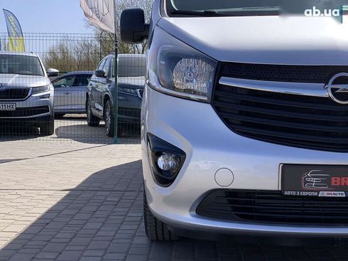 Opel Vivaro 2017 - фото 9