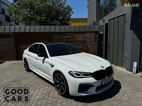 BMW M5 2019 - фото 3