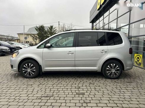 Volkswagen Touran 2011 - фото 4
