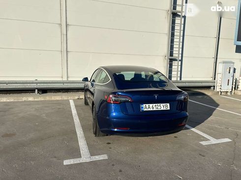 Tesla Model 3 2019 - фото 12