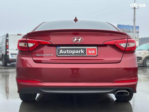 Hyundai Sonata 2015 красный - фото 12