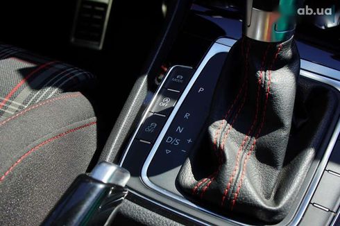 Volkswagen Golf GTI 2018 - фото 23